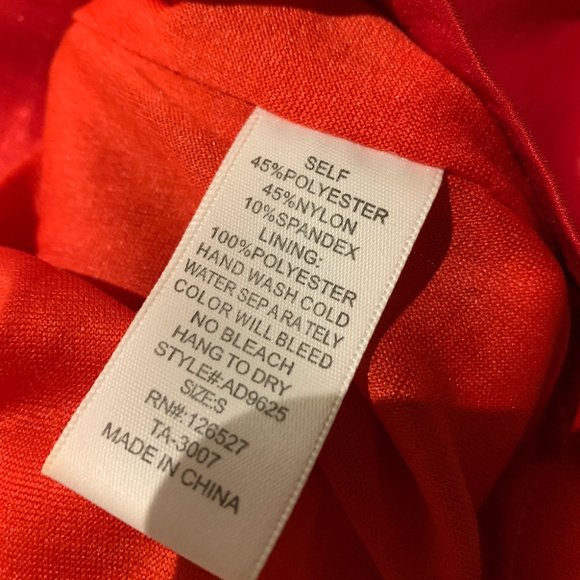 RED PARTY MINI DRESS XS PETITE - Picture 5 of 6